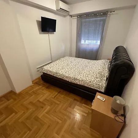 Big 2 * Подгориця