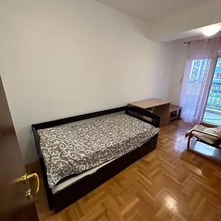 Big 2 Апартаменти *