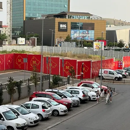 Big 2 * Подгориця