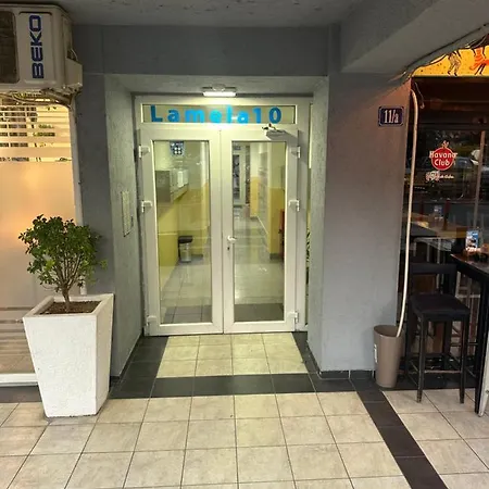Big 2 * 波德戈里察